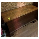 Vintage Blanket Chest 23" Hx43" Wx 16.5" D