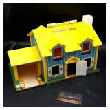Vintage 1969 Fisher Price Play Family House