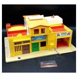 Vintage Fisher Price City