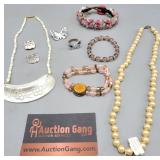 Group of Misc Jewelry