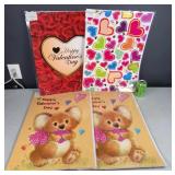 *NEW Group of Huge Valentines Cards with Envelopes