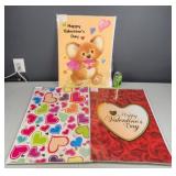 *NEW Group of Huge Valentines Cards with Envelopes