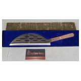 Bread knife