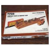 Tyco cattle Car & Depot set HO Scale