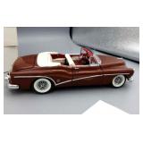 DIECAST - DANBURY MINT 1953 BUICK SKYLARK 1:24