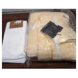 *NEW* Yellow 6 PC Towel Set and a 2 PC