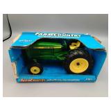 Farm Country Ertl John Deere Die Cast 1/16
