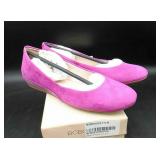 Shoes - *NEW* BCBG Magenta Kidsuede Size 7.5M