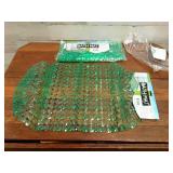 *NEW* 2 Green Auction Cup Bath Mats 25' X 14.5
