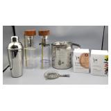 Liqueur Set - Drink Shaker, Ice Bucket, Whisky Inf