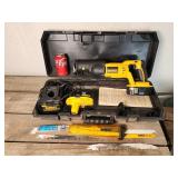 Dewalt 18V DC385 Reciprocating Saw Works 1