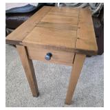 End Table with Drawer 16x24
