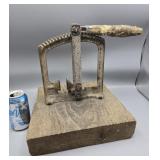 Vintage Cast Iron Ce Potter Nut Cracker