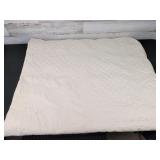 Quilt 80" ï¿½ 64"