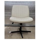 Wide Seat Chair 26" L  19" W  Adjustable Height