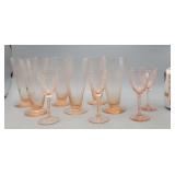Pink Glass Parfait Glasses & Goblets -