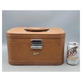 Skyway Travel Case - Unlocks w a Screwdriver but