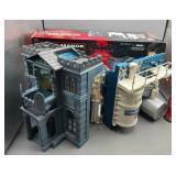 1997 Wayne Manor Batcave Kenner w Box