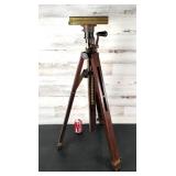 Crown Adjustable Tri Pod Camera Stand Wood &