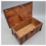 Sm Cedar Chest