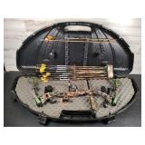 Bear The Truth Bow - Arrows - Hard Case - Right