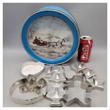 10" Currier and Ives tin(1987),Christmas cookie