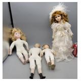 Porcelain Dolls 1 Doll Stand