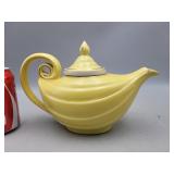 Vintage Hall ceramic Aladdin 6 cup teapot,light
