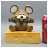 Mouse on Cheese Radio 4 AA Batteries Works
