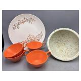Texas Ware Bowl w Plastic Cups & Plate