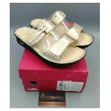 *New* Alegria Karmen Gold Dazzler Sandals SZ 7-7.5 *New* Alegria Karmen Gold Dazzler Sandals SZ 7-7.5