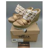 *New* Sbicca Arroyo Wedge Sandals Size 8 Gold *New* Sbicca Arroyo Wedge Sandals Size 8 Gold