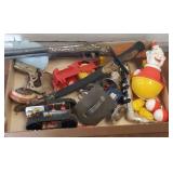 Vintage Flat Miscellaneous Toys Guns, Wind-up Vintage Flat Miscellaneous Toys Guns, Wind-up