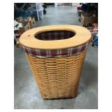 Longaberger Hamper (And net Plastic Lner Cracked)