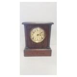 (1) Vintage Sessions Mantle Clock (No Key)