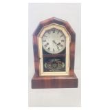 (1) Vintage Mantle Clock (No Key)