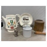 Stoneware Crock, Hershey