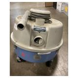 Bissell Carpet Machine, (Missing Parts & 1 Wheel)