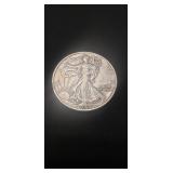 (1) 1943 U.S. Silver Walking Liberty Half Dollar