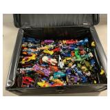 Case With Hot Wheels & Assorted Die-Cast