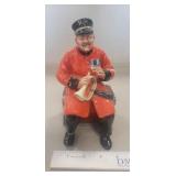 (1) Vintage Royal Daulton 'Past Glory' Figurine