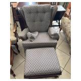 Vtg Ethan Allen Armed Chair w/ Ottoman