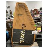 Oscar Schmidt 21-Chord Autoharp
