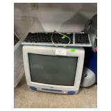 Vintage Apple iMac G3 w/Keyboard
