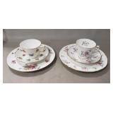 (2) Royal Victoria 8' Plates, Royal Victoria Tea