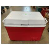 Rubbermaid Cooler