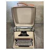 Vintage Royal Manual Typewriter