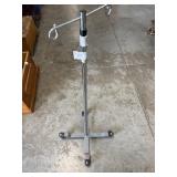 IV Stand
