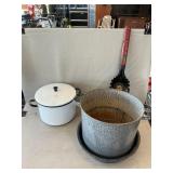 Graniteware Pot, Basically n, Enamel Pot, Painted