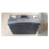 Rolling Briefcase w/ Telescoping Handle, Wheels &